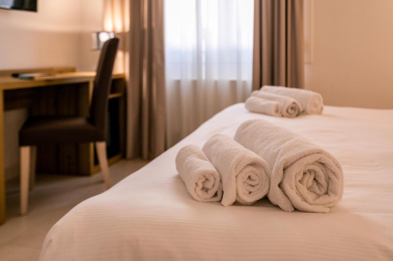 Hotel Moresco Santa Teresa Gallura Ngoại thất bức ảnh