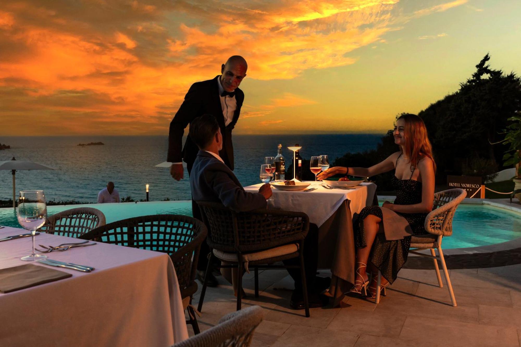 Hotel Moresco Santa Teresa Gallura Ngoại thất bức ảnh