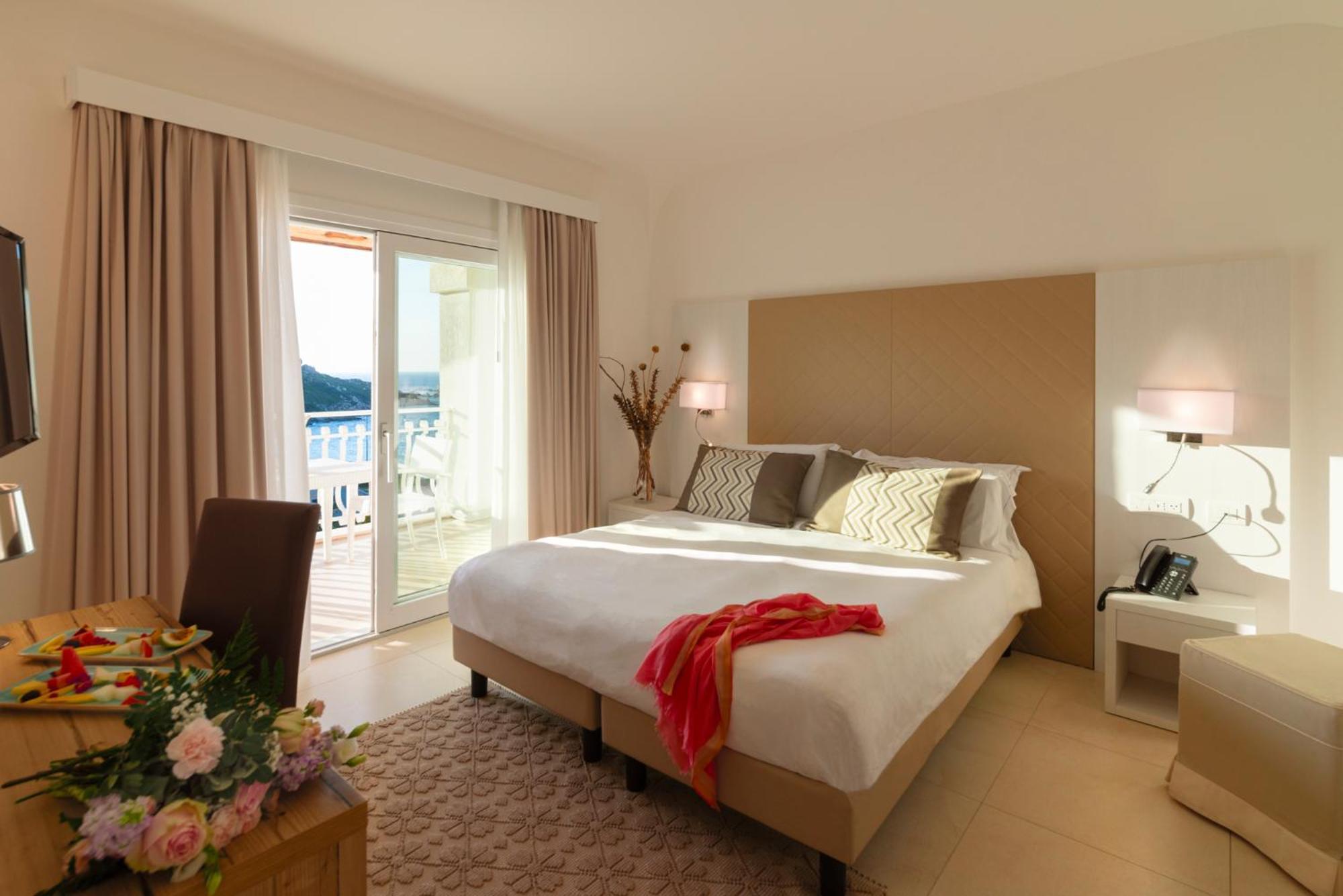 Hotel Moresco Santa Teresa Gallura Ngoại thất bức ảnh